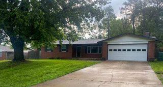 6 Meadowmere Dr, Monett, MO 65708