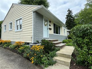 334 S  Hambden St, Chardon, OH 44024