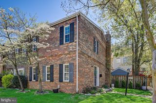 6460 Gildar St, Alexandria, VA 22310