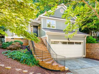 128 Chimney Rise Dr, Cary, NC 27511