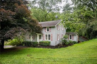 5253 Old Pulaski Rd, New Wilmington, PA 16142