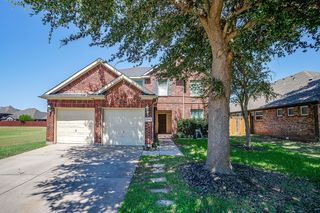 7004 Alcala, Grand Prairie, TX 75054
