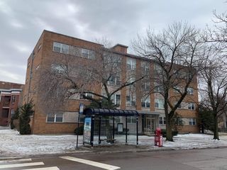 2055 W  Lunt Ave #201, Chicago, IL 60645