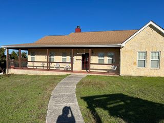 845 Rutherford, Fischer, TX 78623