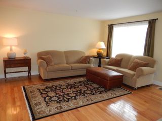 302 Goldenrod Ct, Warrington, PA 18976