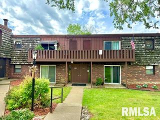 1910 Jeanette Ln #8, Springfield, IL 62702
