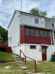 145 E  Garibaldi Ave, Nesquehoning, PA 18240