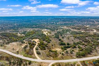 E  Twisted Oak Trl, Blanco, TX 78606