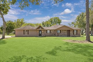 6210 County Road 170, Alvin, TX 77511