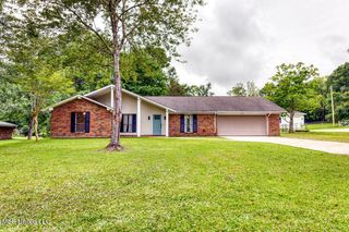 17079 Gina Ln, Gulfport, MS 39503