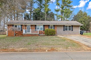 1222 Miami St, Athens, TN 37303