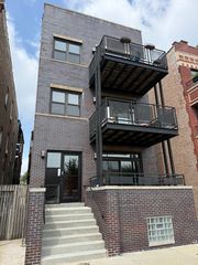 2322 W  Augusta Blvd #1A, Chicago, IL 60622