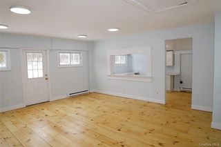 7217 Albany Post Rd, Red Hook, NY 12571