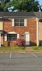 920 Bellows Ave, Fredericksburg, VA 22405