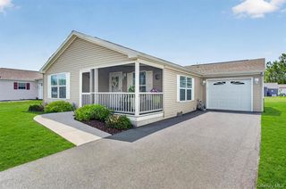 10 Orlando Drive, Poughkeepsie, NY 12603