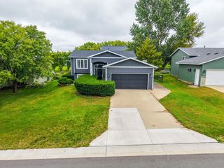 803 8th St NW, Kasson, MN 55944