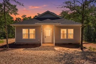 376 W  Michaelangelo Rd, Defuniak Springs, FL 32433