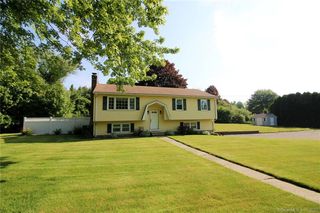 232 Cook Hill Rd, Wallingford, CT 06492