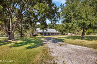 12529 Canal Rd, Gulfport, MS 39503