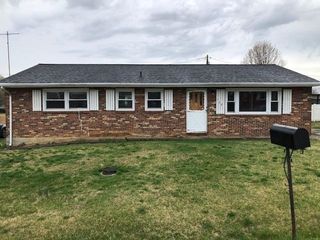 704 Robin Ct, Flatwoods, KY 41139