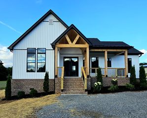 9007 Highway 7, Lyles, TN 37098