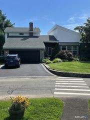 18 Cedar Lane, Westbrook, CT 06498