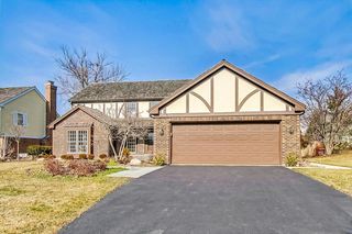 2518 Indian Ridge Dr, Glenview, IL 60026