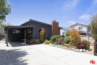 10623 Woodward Ave, Sunland, CA 91040