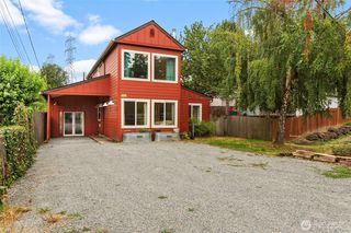 9682 Beacon Avenue S, Seattle, WA 98118