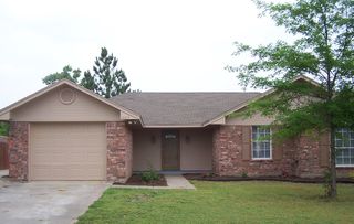 1003 Enlow Cir, Commerce, TX 75428