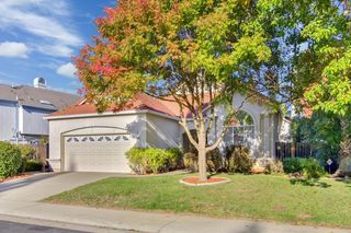 8905 Marlayana Ct, Elk Grove, CA 95758