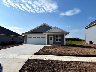 W6559 E  Steamboat Ln, Appleton, WI 54915