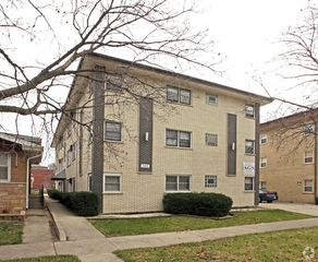 142 Elgin Ave, Forest Park, IL 60130