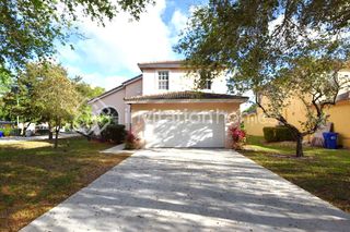 1837 NW 3rd St, Pompano Beach, FL 33069