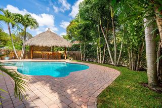 584 NW 87th Terrace, Coral Springs, FL 33071