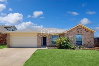 236 Carriage Dr, Willow Park, TX 76087