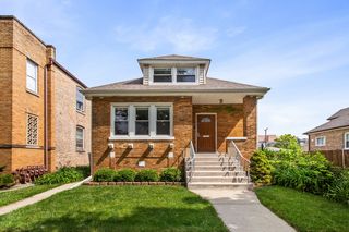 5654 W  Cornelia Ave, Chicago, IL 60634