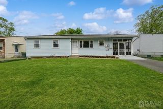 197 Princeton Rd, Parlin, NJ 08859