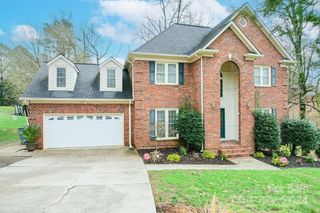12108 Prails Mill Ln, Charlotte, NC 28262