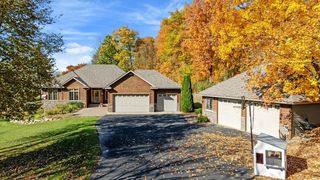 7455 Fern Ct, Loretto, MN 55357