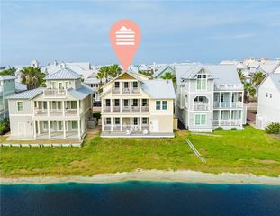 230 Bent Grass Dr, Port Aransas, TX 78373
