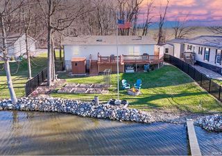 2630 E  Skinner Lake Dr N, Albion, IN 46701