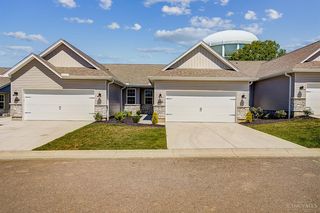 5014 Garden Grove Ln, Delhi Township, OH 45238