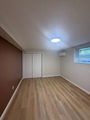 2240 Hering Ave, Bronx, NY 10469