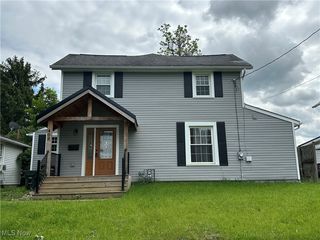 408 W  Paradise St, Orrville, OH 44667