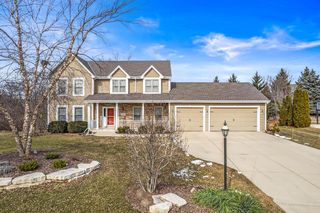 5855 S Timber Ridge COURT, New Berlin, WI 53151