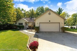 11280 Old Mount Morris Rd, Davison, MI 48423