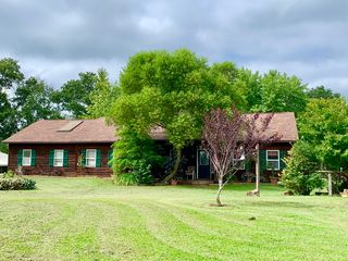 3447 Bright Hope Ln, Auxvasse, MO 65231