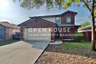 227 Eagle Pass Dr, New Braunfels, TX 78130
