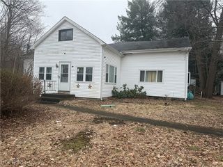 4838 E  Maple Rd, Geneva, OH 44041